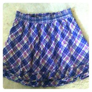 plaided short skirt